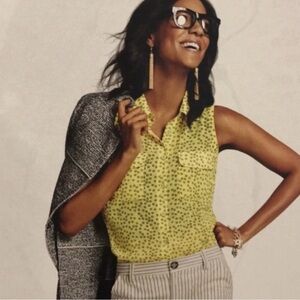 CAbi Yellow Daisy Sleeveless Blouse Cottagecore Preppy Floral Top XS